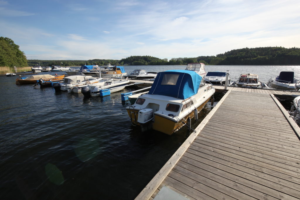 Från Norra bryggan i Tullingesjön - TSS Båtklubb