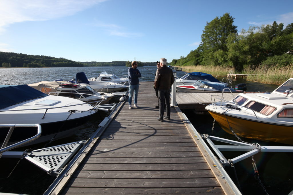 Brygginspektion vid Norra bryggan i Tullingesjön våren 2018 - TSS Båtklubb