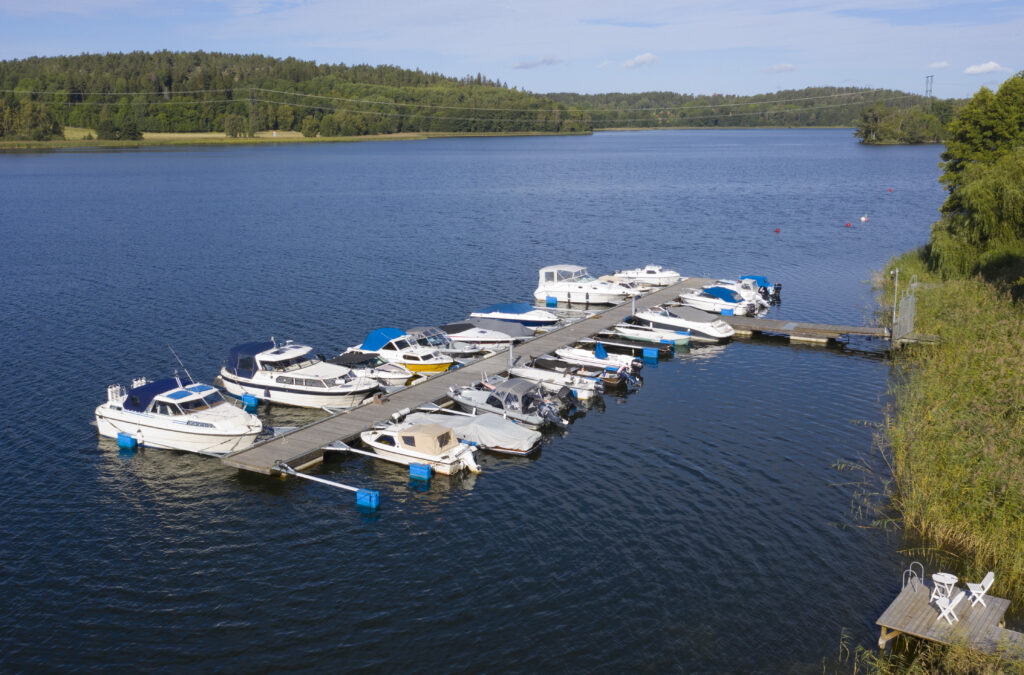 Norra Bryggan i Tullingesjön - TSS Tullinge Segel Sällskap - Båtklubb